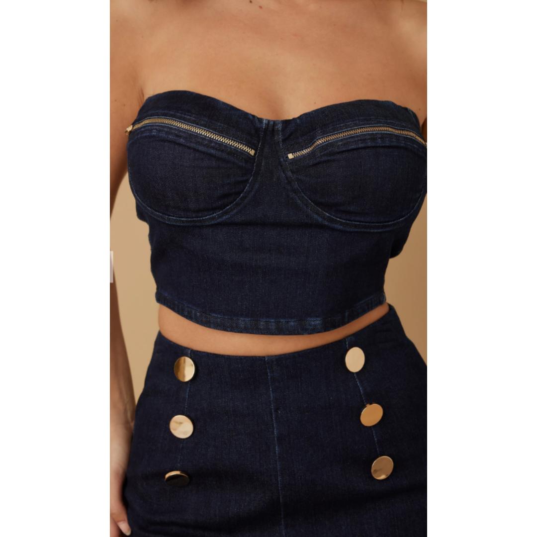 Two-piece flashy sets - strapless top and skinny bottom - zipper detail on the top cup - six button detail look on the pants - zipper on the top and bottom waist