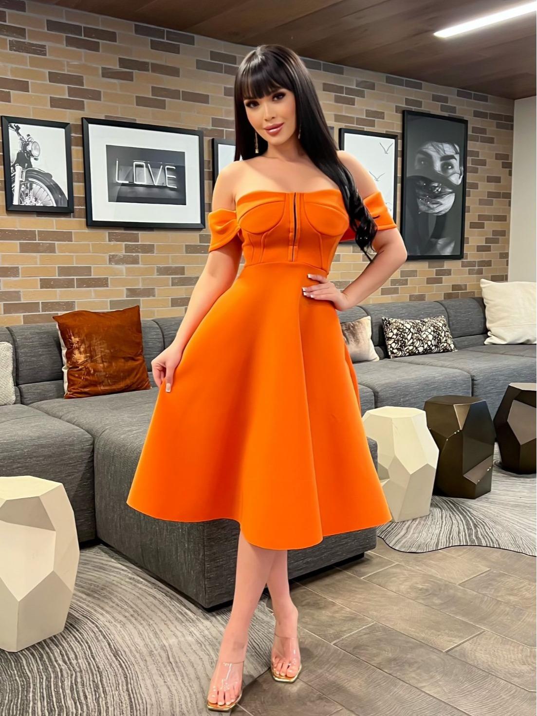 MIDI DRESS A LINE DRESS WITH SLEEVE WITH CORSET DETAIL